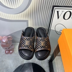 Louis Vuitton Slippers